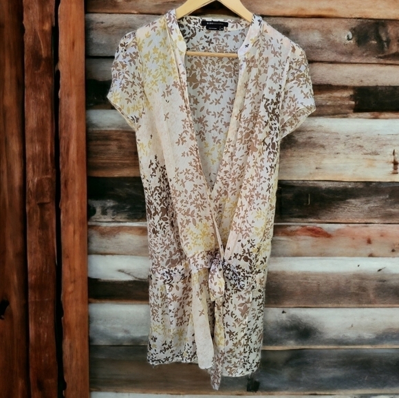 BCBGMaxAzria Cream And Brown 100% Silk Wrap Mini Dress - Size Medium - Picture 4 of 7